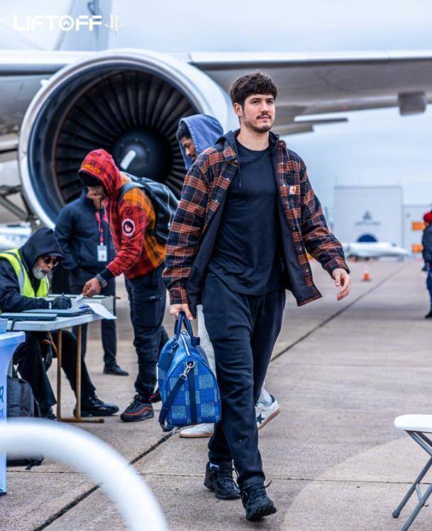 开云平台-包含火箭新秀接受采访：表示要力争季后赛席位的词条