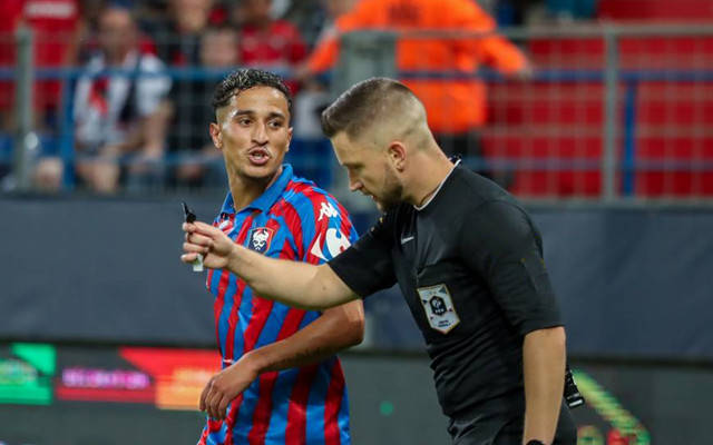 包含巴黎FC主力中场因伤缺阵，对球队影响不小的词条