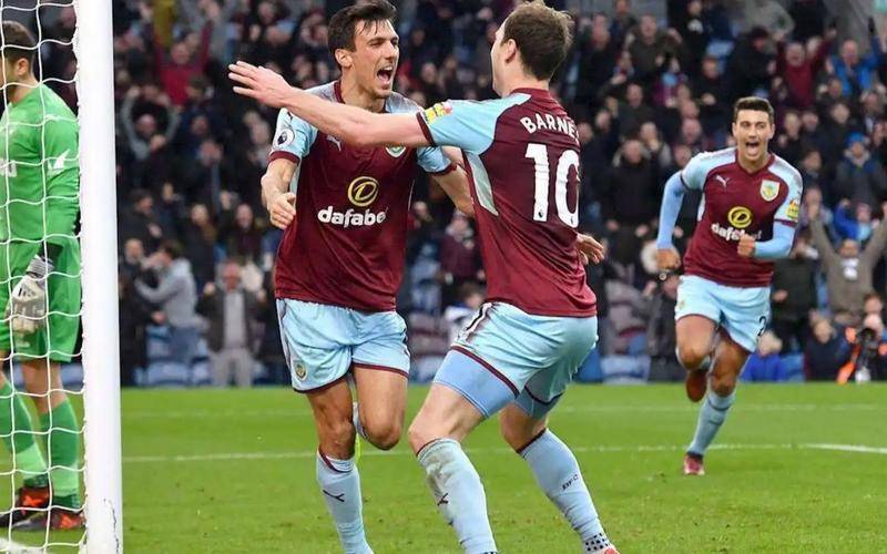 开云官网-关于曼联客场大胜伯恩利，英超前四位置更加稳固的信息