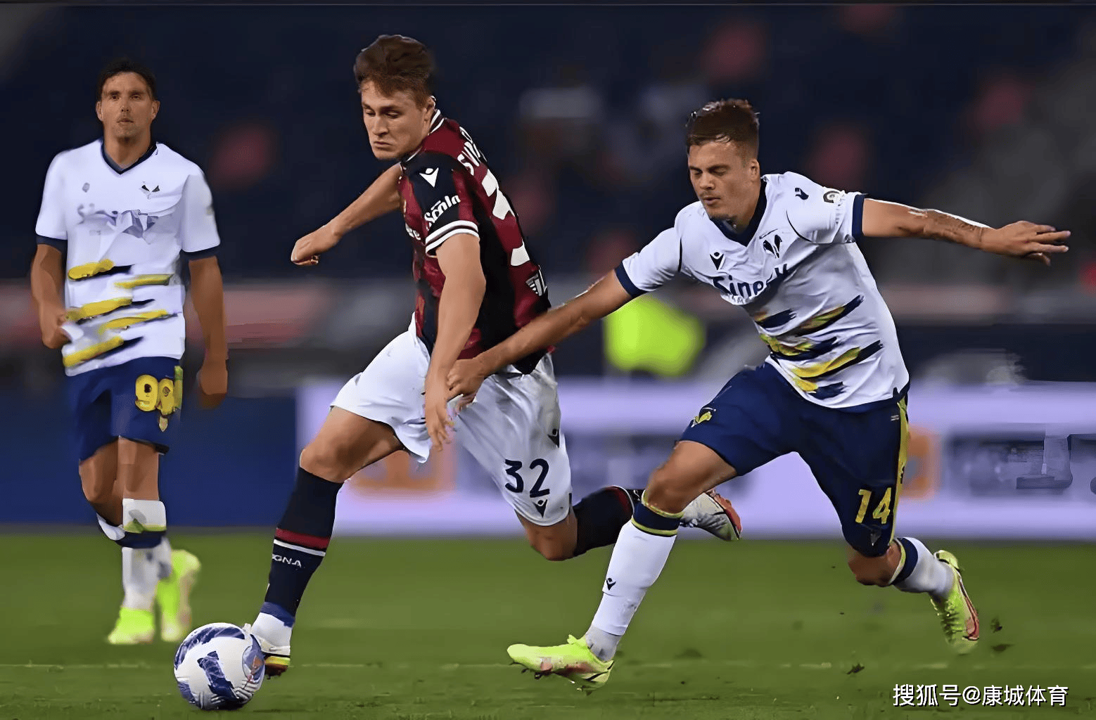 开云体育app-卡利亚里的力抗：客场力保不败的简单介绍