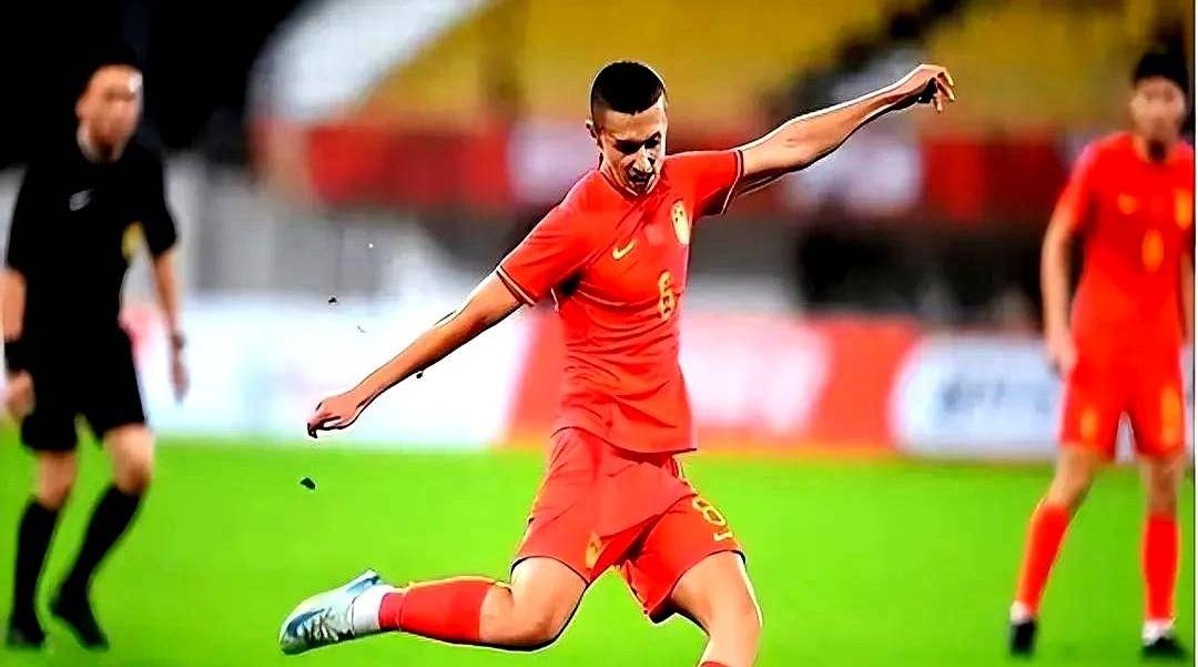 开云体育平台APP-国足遭遇英格兰失利，英超局势紧张的简单介绍