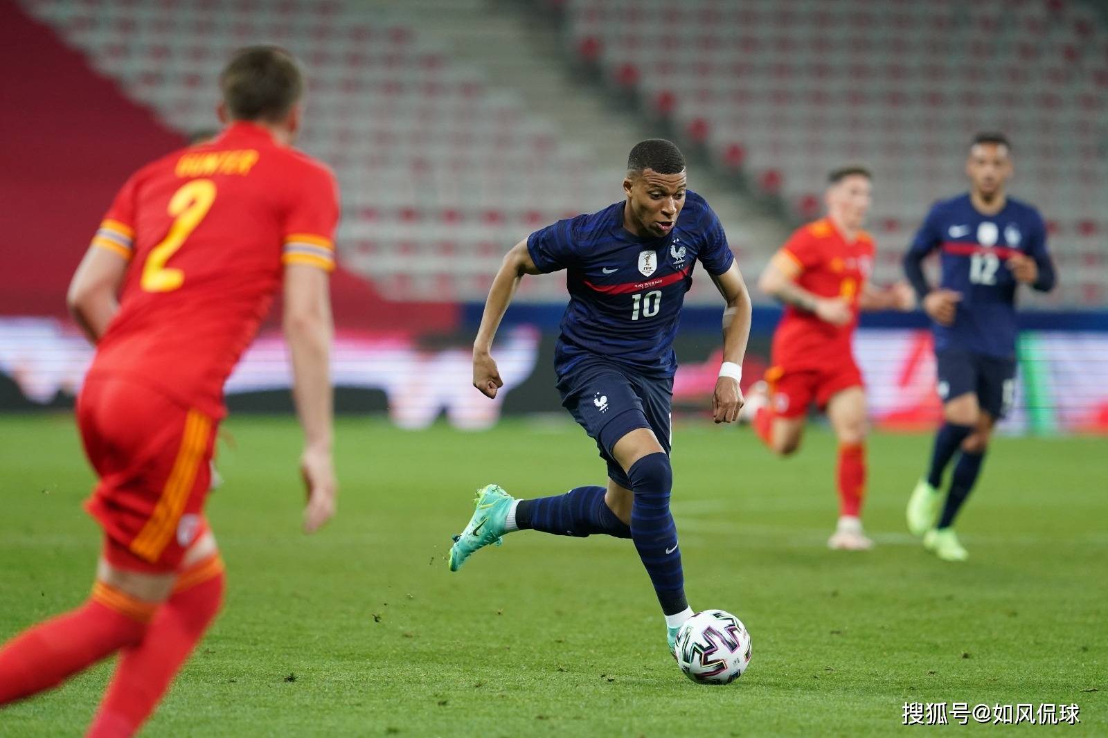 法国队完胜中国队，王皓状态火热