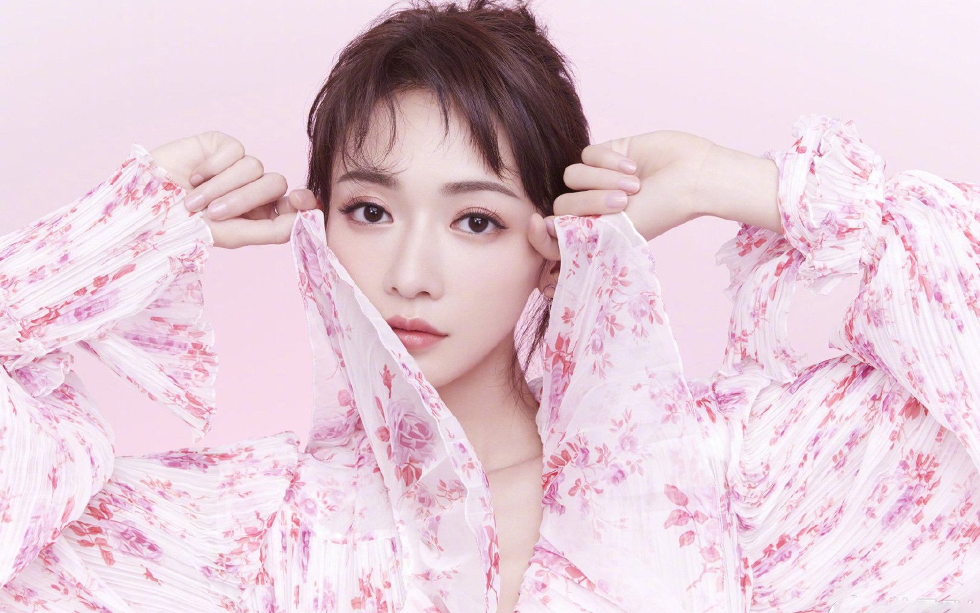 开云体育下载-超越领域的对决，贝蒂斯的绿茵炮火与奥亚尔萨瓦尔的篮下交响