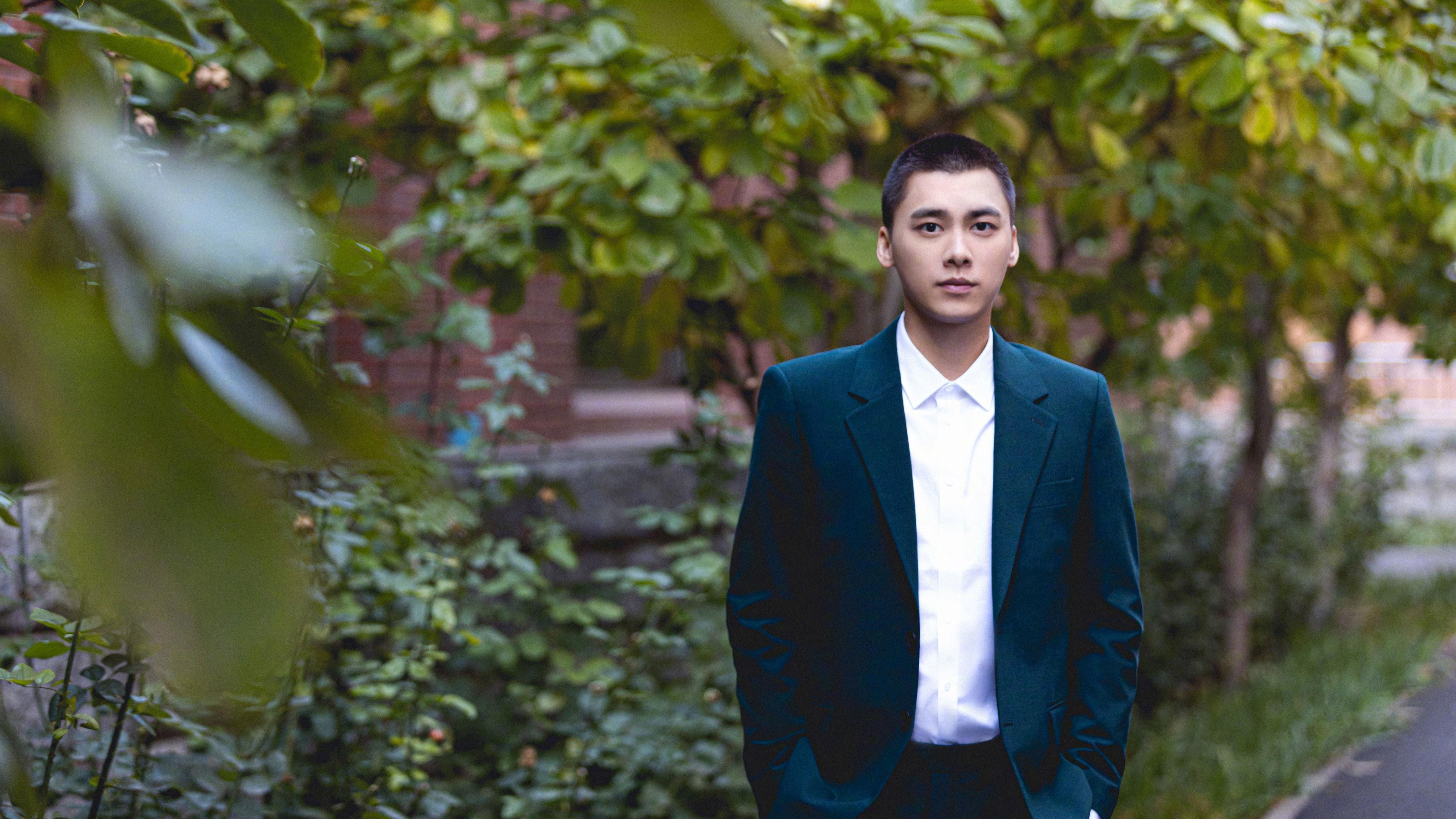 开云APP-黄蜂关键战突围开拓者，世界排名争夺战焦点战引爆篮球热潮