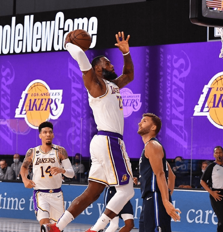 切尔西对阵几内亚，格列兹曼压制级发挥